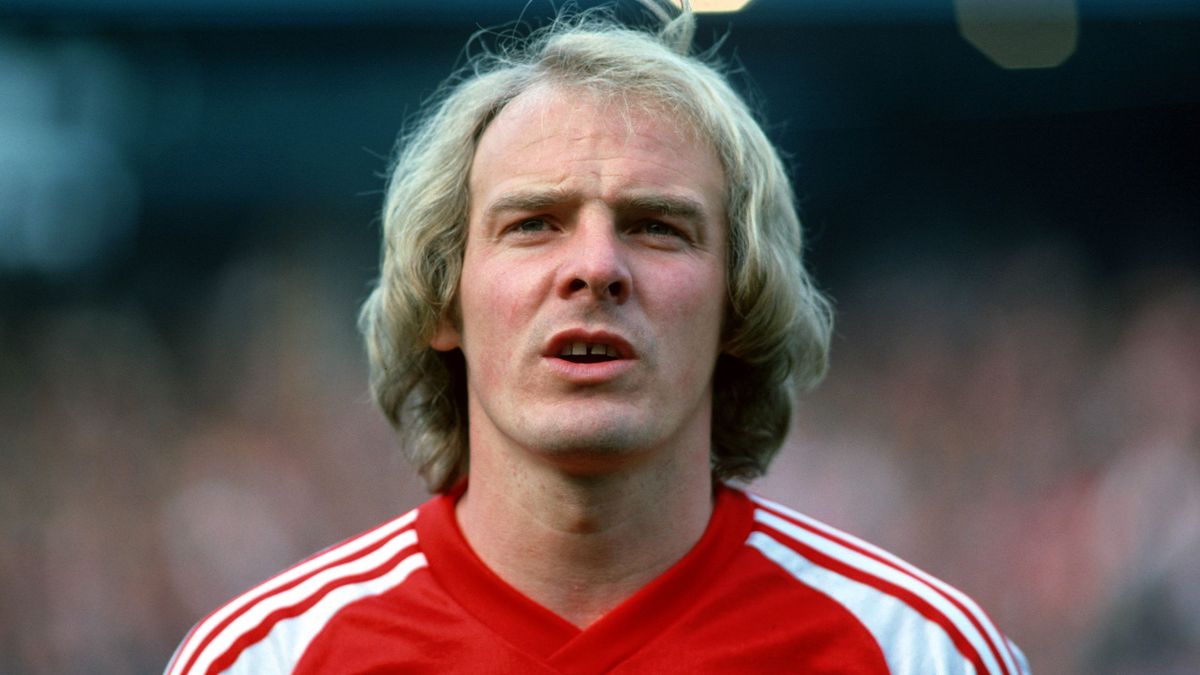 Former Leeds and Wales midfielder Terry Yorath dies aged 75